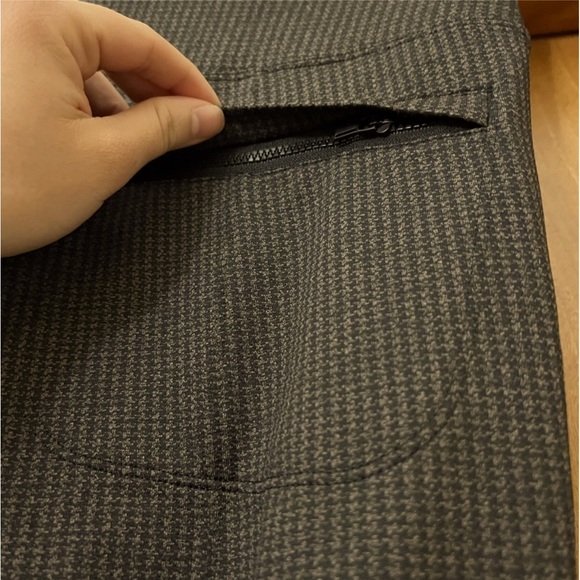 Athleta delancey houndstooth tight in coffeehouse - Picture 4 of 7